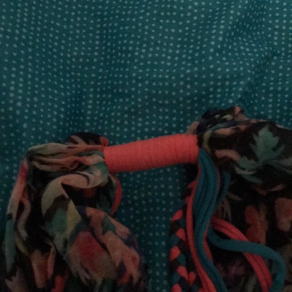 Multicolor Scarf 🌸 - Picture 2 of 2